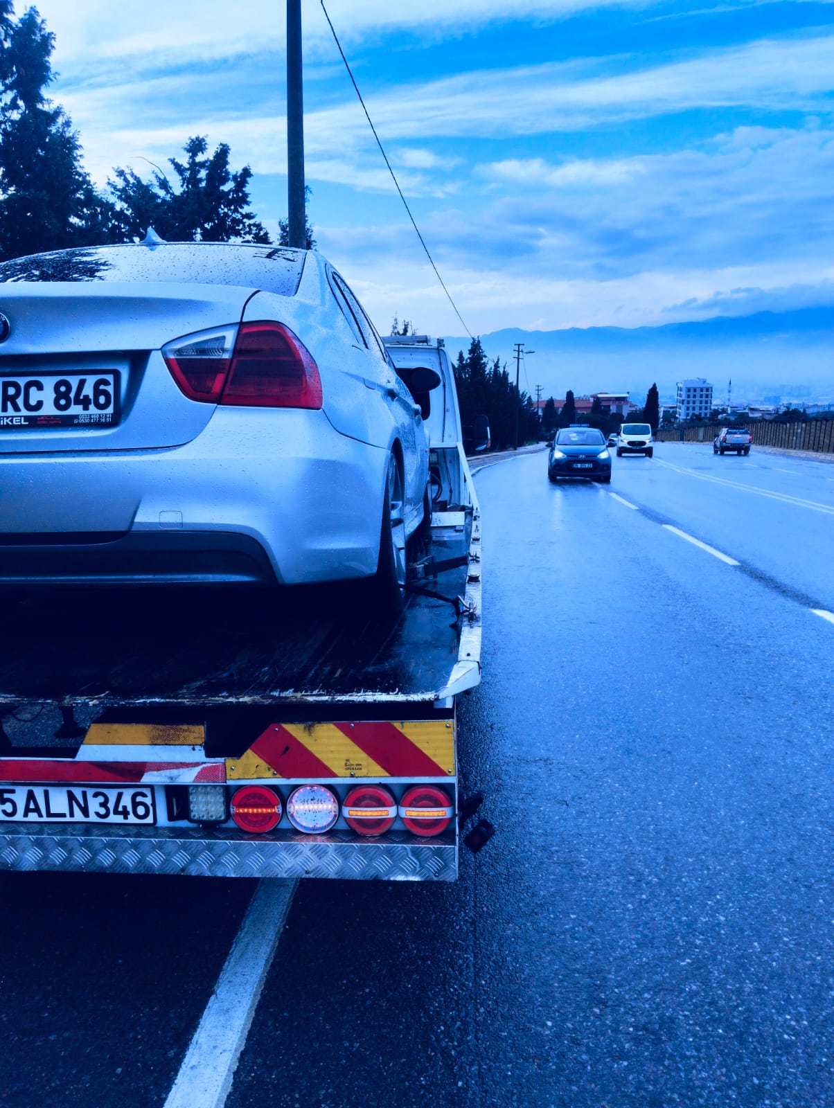 Acil çekici taleplerine hızlı dönüş